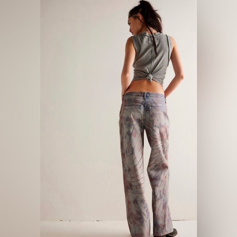 NWT We The Free Aurora Mid-Rise Straight Jeans - Picture 3 of 5